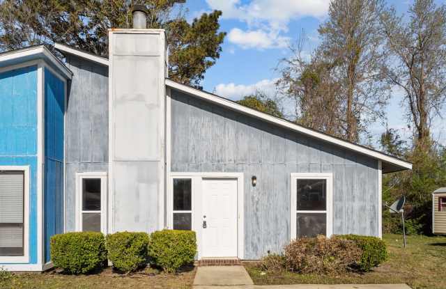 Welcome to Tamarack Court! - 206 Tamarack Court, Piney Green, NC 28546 Welcome to Tamarack Court! - 206 Tamarack Court, Piney Green, NC 28546