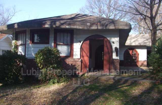 2098 E Mclemore Ave photos photos