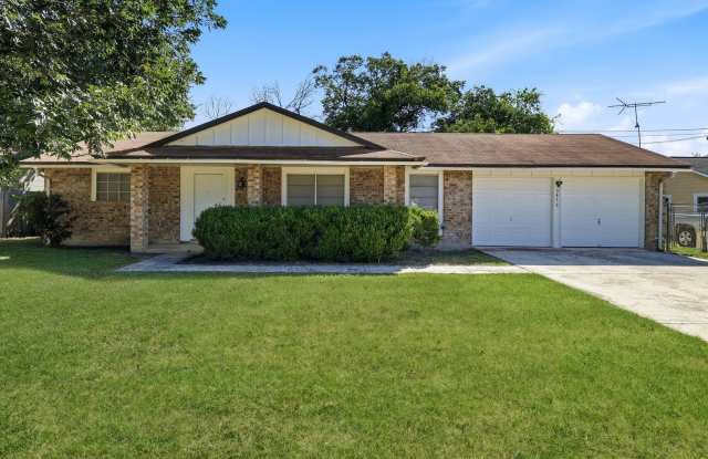 5416 RAMBOWLLETTE DR Gallery 1