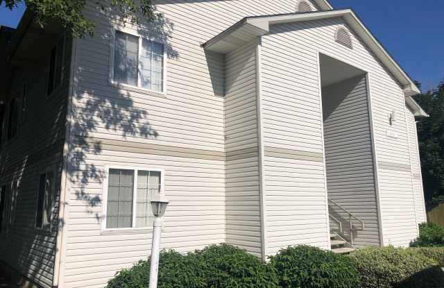 Fully renovated 2nd floor apartment available soon! photos photos