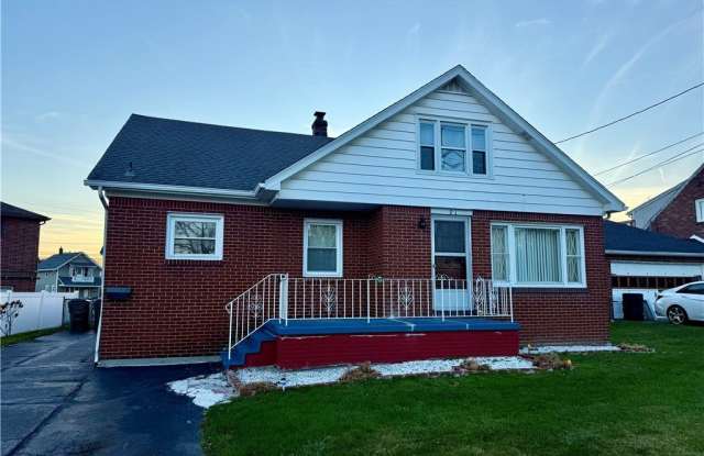 91 Bloomfield Avenue - 91 Bloomfield Avenue, Depew, NY 14043