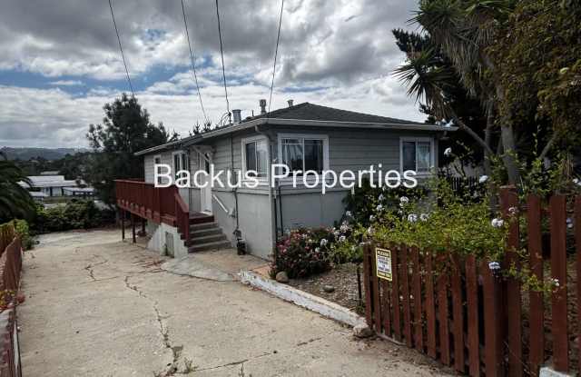 Wonderful three-bedroom home in Seaside Gallery 1