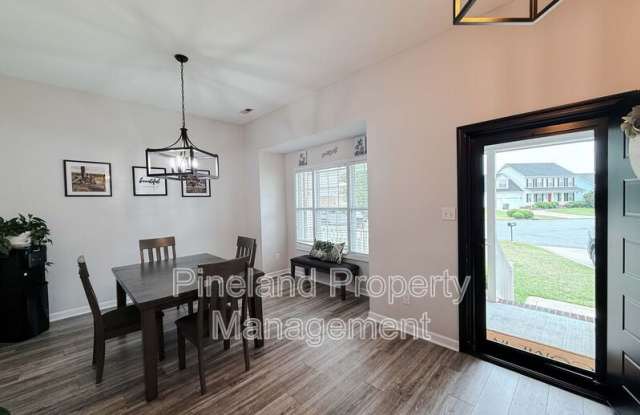 201 Old Colony Pl Gallery 2