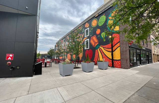 480 South Salina Street Gallery 2