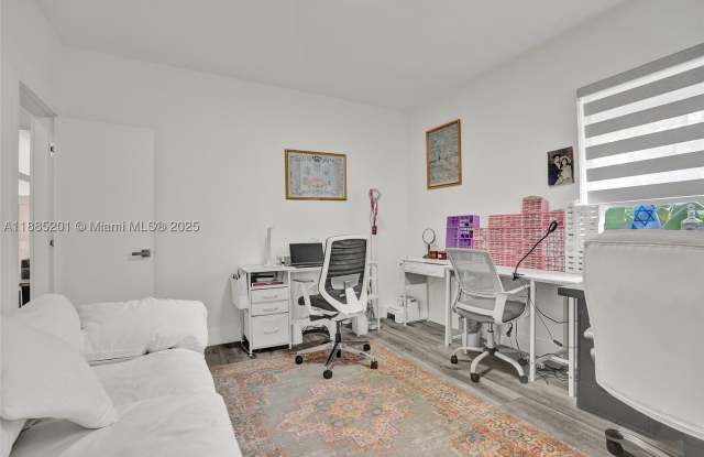 3784 Sheridan Ave Gallery 2