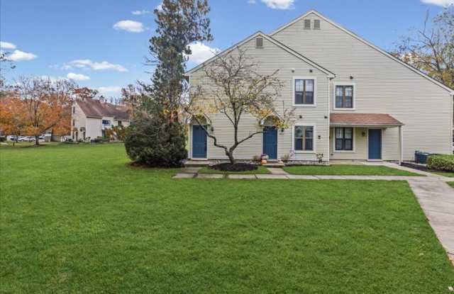 190-B Collin Court - 190 Collin Court, Mt Laurel Township, NJ 08054