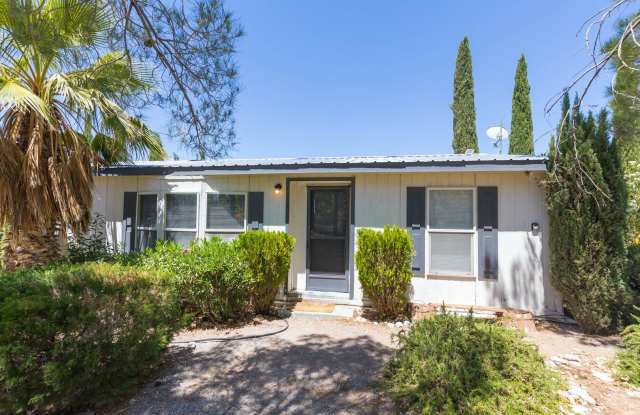 2 Bedrooms + Flex Space | 2 Baths | 948 Sq. Ft. | Mountain & City Views Gallery 3