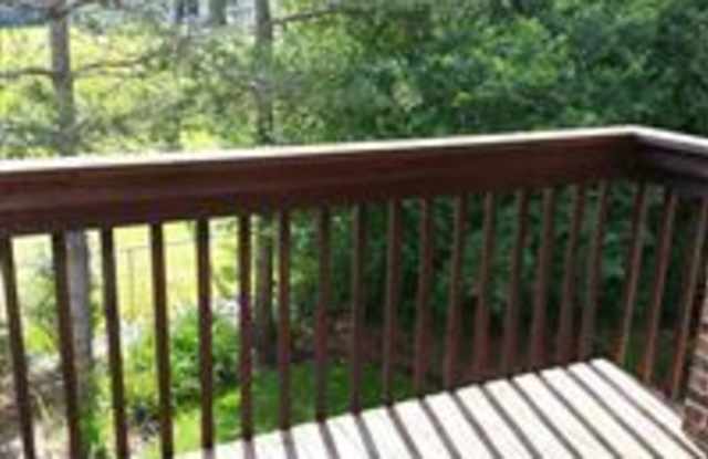 11827 Sycamore Dr Gallery 3