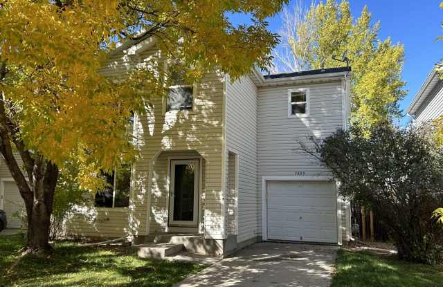 Spacious Fort Collins 4-Bedroom Home with Fenced Yard and Garage - 3409 Warren Farm Drive, Fort Collins, CO 80526