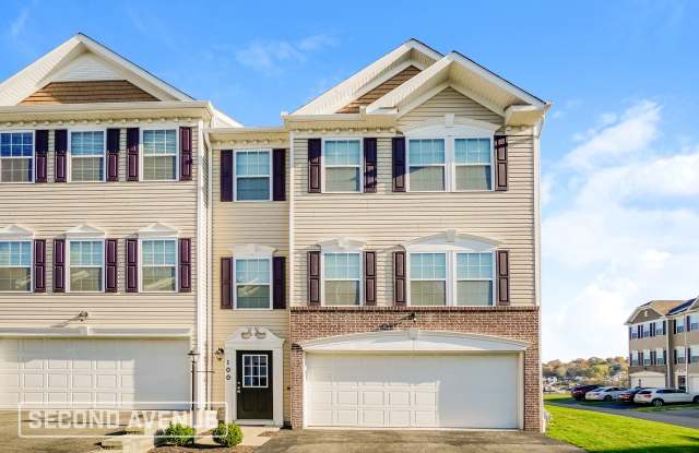 100 Holly Hill Dr - 100 Holly Hill Drive, South Greensburg, PA 15601