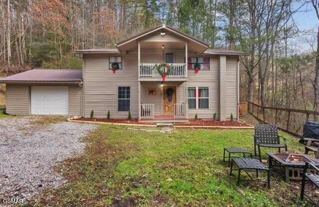 4204 Dellinger Hollow Road unit: 2 photos photos