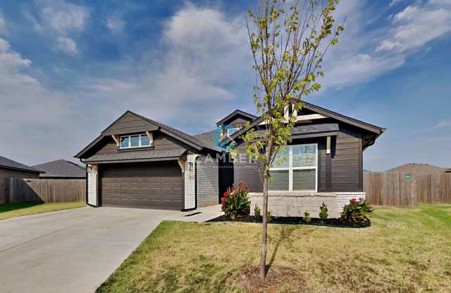 Very Nice 4 Bedroom 2 Bathroom House in Mustang Schools Gallery 4