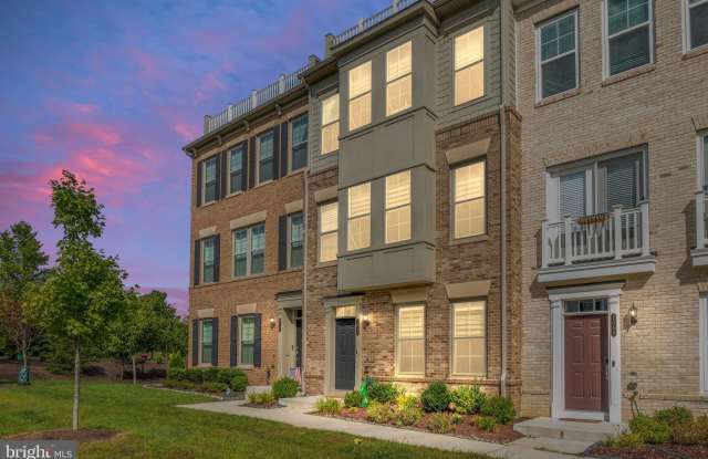 2041 ALDER LANE - 2041 Alder Ln, Cherry Hill, VA 22026