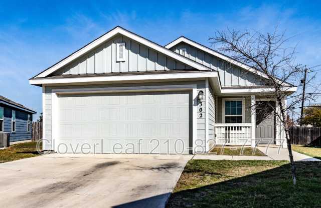 302 Pradera Cv - 302 Pradera Cove, San Antonio, TX 78237