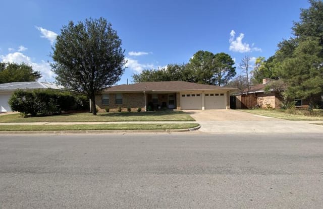 5510 Greentree Avenue - 5510 Greentree Avenue, Wichita Falls, TX 76306