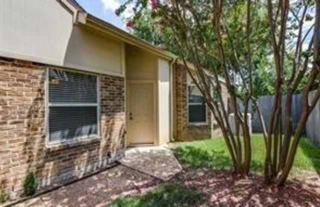 4102 Rush Circle Gallery 4