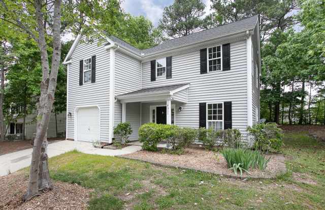 Charming 3 bed, 2.5 bath with wood burning fireplace in Marbrey Landing! photos photos