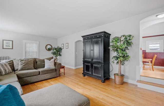 989 Union Street - 989 Union Street, Manchester, NH 03104