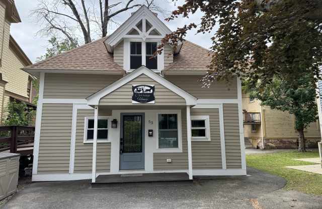 51-A Cedar St Gallery 1