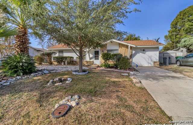 8815 Oakbrook St photos photos