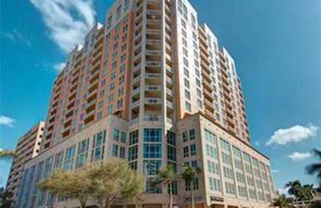 2027 WINTER RENTAL! - 1350 MAIN CONDO! SARASOTA!/ MINUTES FROM BEACHES! photos photos