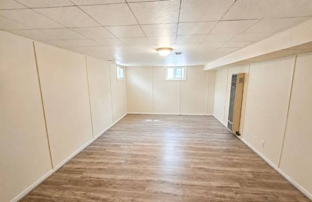 Two Bedroom Apartment Utilities Included. Gallery 3