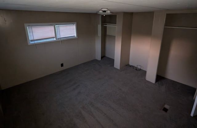 2 Bed / 2 Bath - Orangefield ISD - AVAILABLE NOW!!! Gallery 4