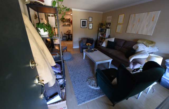 55 Hanover Circle photos photos