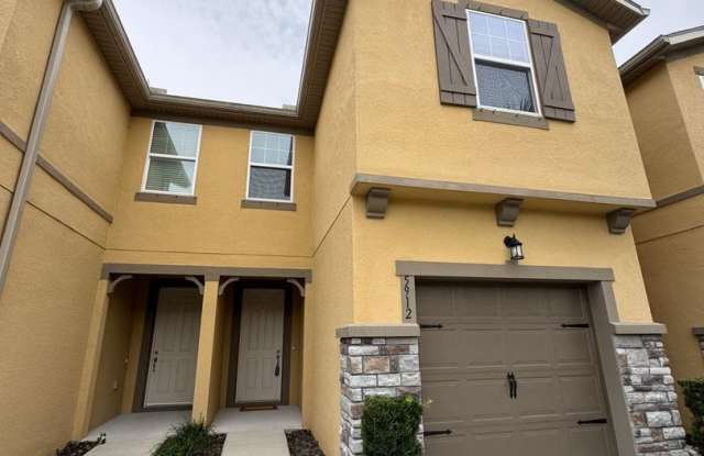 Beautifully maintained 3-bedroom, 2.5-bath townhome photos photos