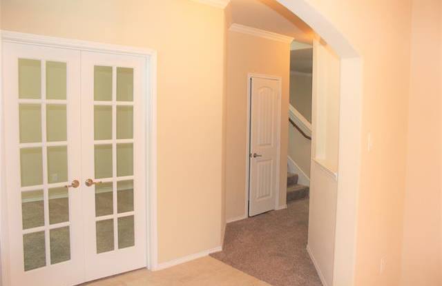 5821 Bindweed Street Gallery 2