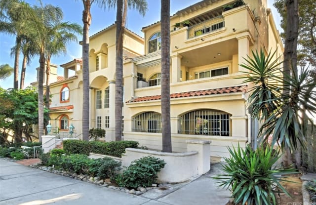 7218 Hillside Avenue - 7218 Hillside Avenue, Los Angeles, CA 90046