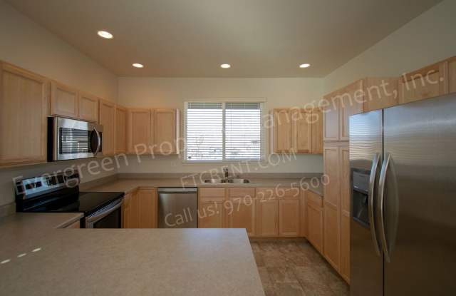 New 4 Bed, 2.5 Bath Single Family Home in North Loveland! photos photos