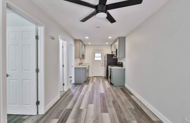 Modern 2 Bedroom 1 Bathroom in North Park! Gallery 3