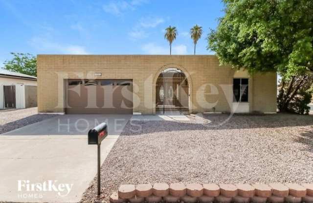 9601 North 34th Avenue photos photos