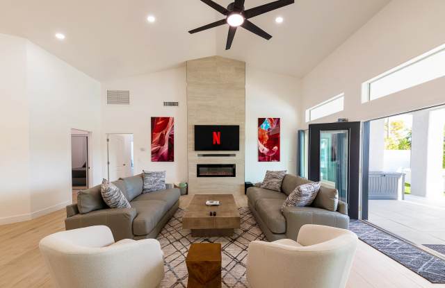 1710 E Queen Palm Dr photos photos