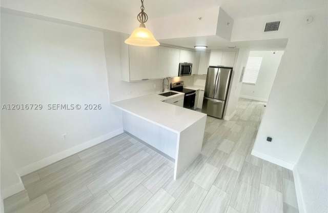 77 E 4th St photos photos