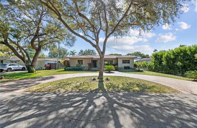 1044 NE 97th St photos photos