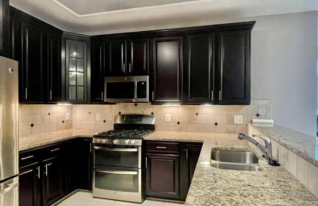 43138 STILLWATER Terrace Gallery 2