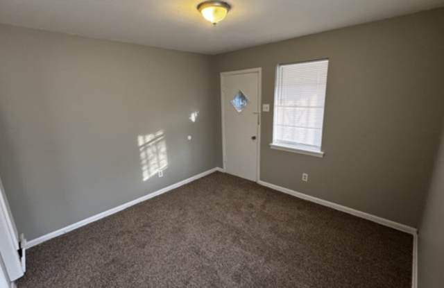 832 Whitford Pl Gallery 2