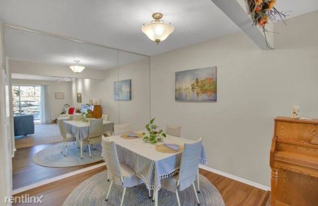 4350 Brookside Ct Apt 109 Gallery 2