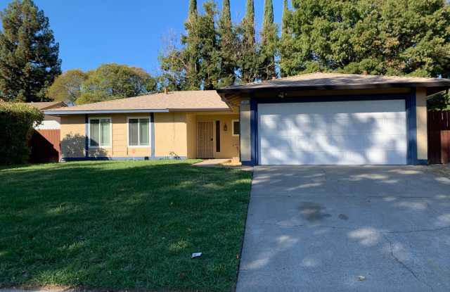 Nice 4 bedroom, 2 bathroom home in Citrus Heights photos photos