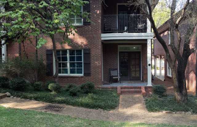 3 BD/3.5 BR Fully Furnished - 1524 East Jackson Avenue, Oxford, MS 38655