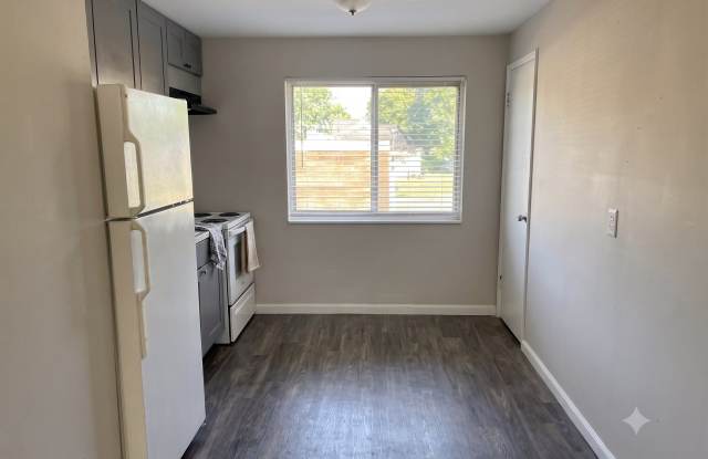 8207 Eads Avenue - D Gallery 4