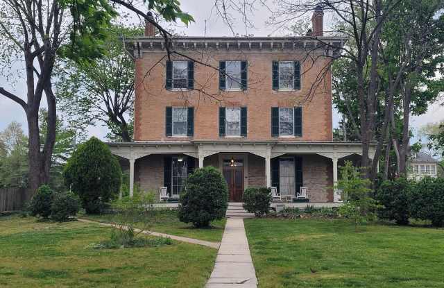 447 N LOUDOUN STREET photos photos