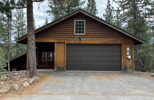 Donner Lake Summer Rental - 13649 Olympic Drive, Truckee, CA 96161