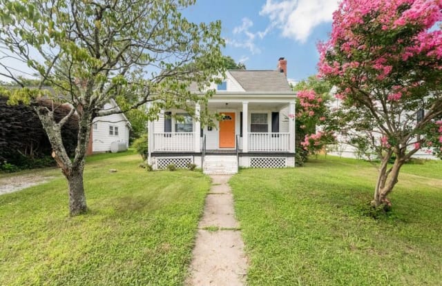 2308 Burnley Avenue - 2308 Burnley Avenue, Lakeside, VA 23228