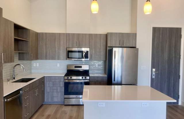 Seven West DTLA photos photos