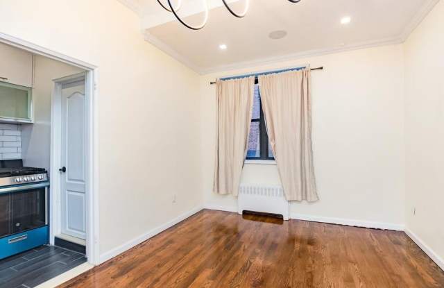 555 McLean Avenue Gallery 3