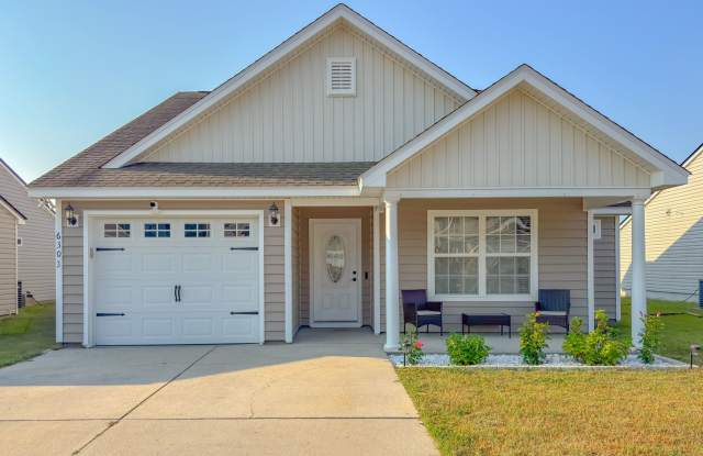GORGEOUS 3/2 w/ Granite Counters, Island Kitchen, Wood Floors, Garage, Fenced Yard,  Walk-In Shower! Avail December 1st $2100/month! photos photos