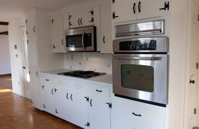 55 Ledge Road Gallery 3